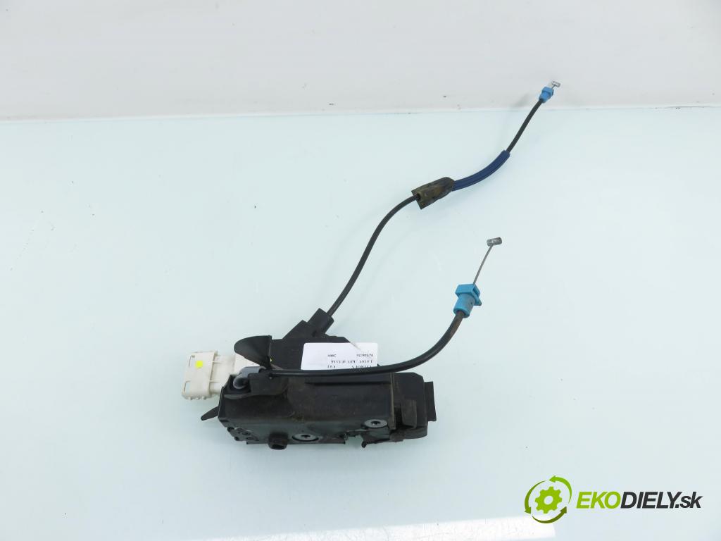 CITROEN C4 I (LC_) HB 2009 65,00 1.4 16V 88 - KFU 1360,00 zámok 9686733680