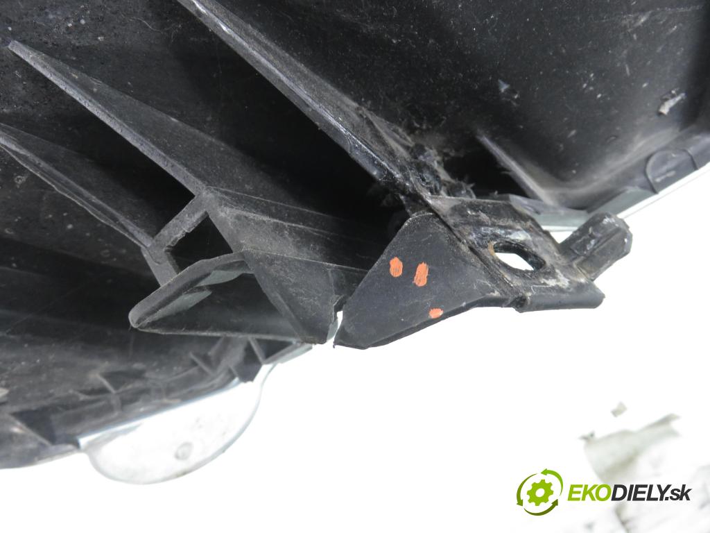 CITROEN C4 I (LC_) HB 2009 65,00 1.4 16V 88 - KFU 1360,00 Svetlo LP 89902334