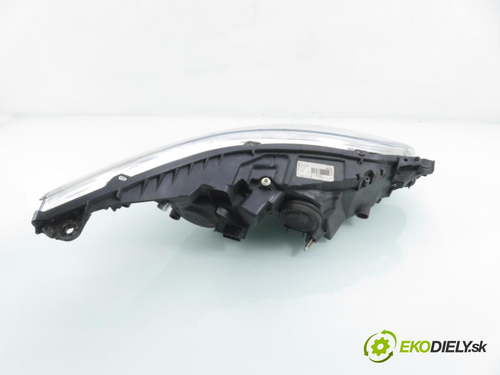 CITROEN C4 I (LC_) HB 2009 65,00 1.4 16V 88 - KFU 1360,00 Svetlo LP 89902334