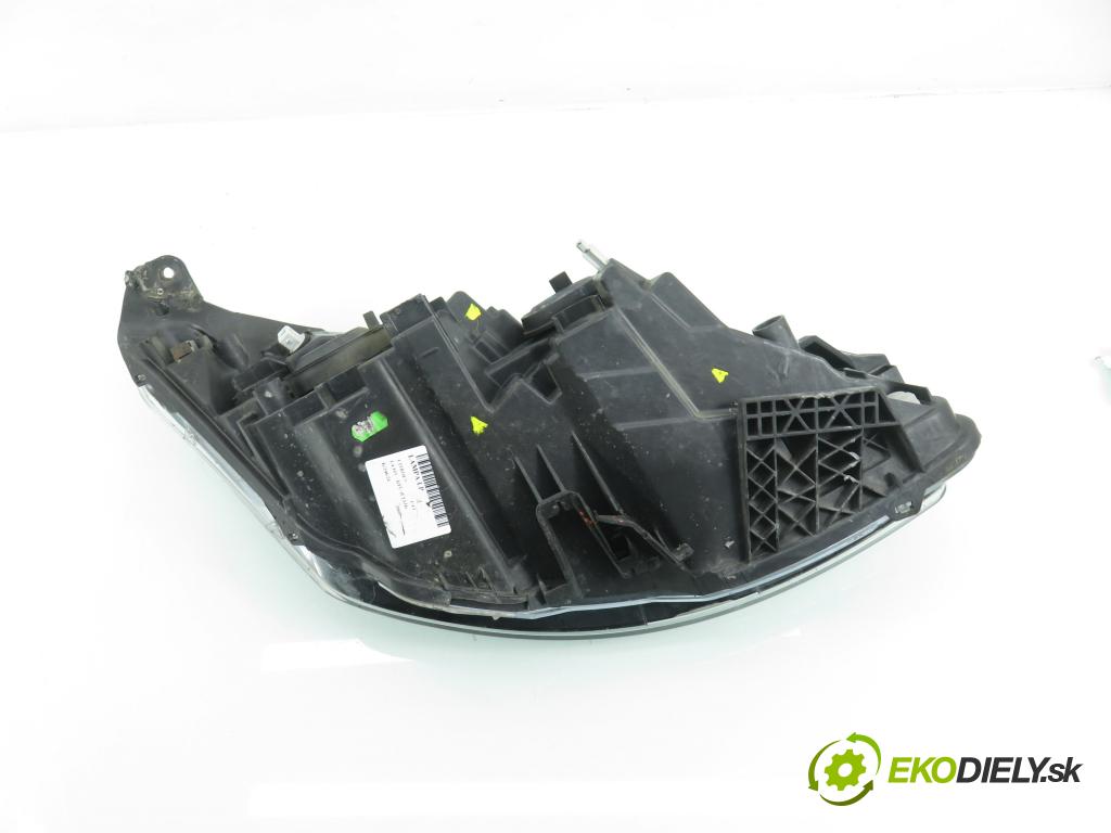 CITROEN C4 I (LC_) HB 2009 65,00 1.4 16V 88 - KFU 1360,00 Svetlo LP 89902334