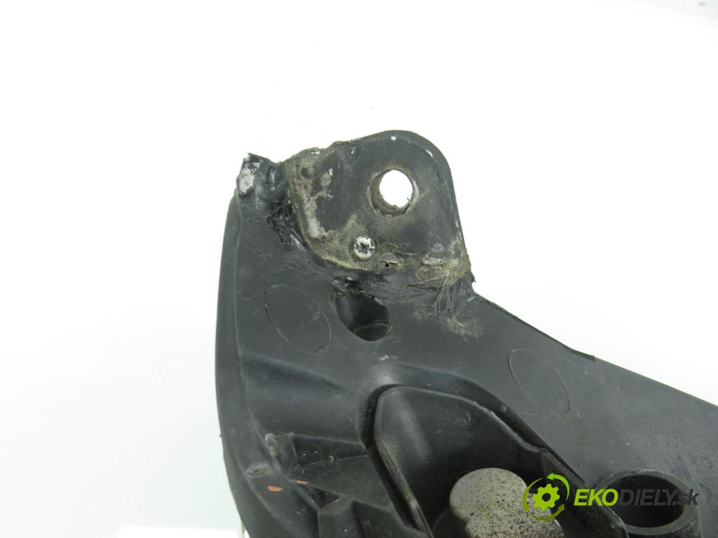 CITROEN C4 I (LC_) HB 2009 65,00 1.4 16V 88 - KFU 1360,00 Svetlo LP 89902334