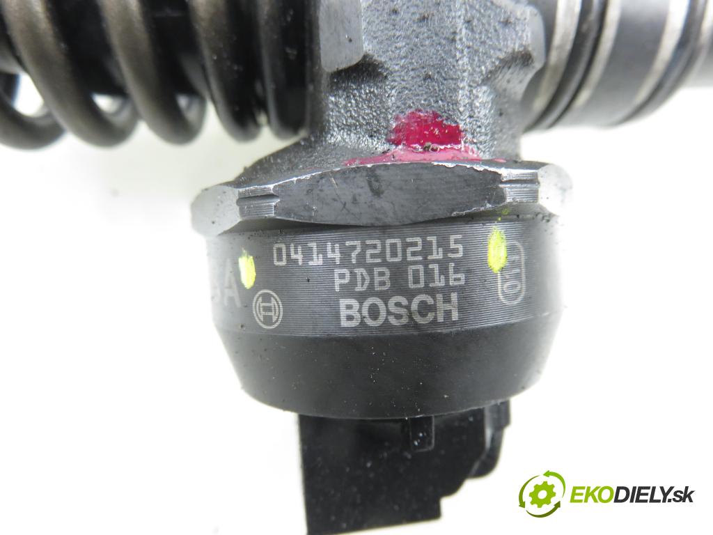 VW GOLF V (1K1) HB 2005 77,00 1.9 TDI PD 105 - BKC 1896,00 Vstrekovač 038130073AG ; 0414720215 (Vstrekovač paliva)