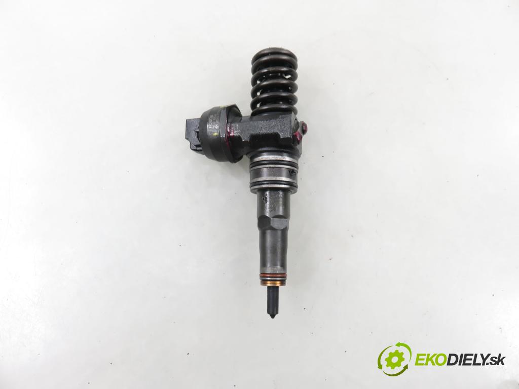 VW GOLF V (1K1) HB 2005 77,00 1.9 TDI PD 105 - BKC 1896,00 Vstrekovač 038130073AG ; 0414720215 (Vstrekovač paliva)