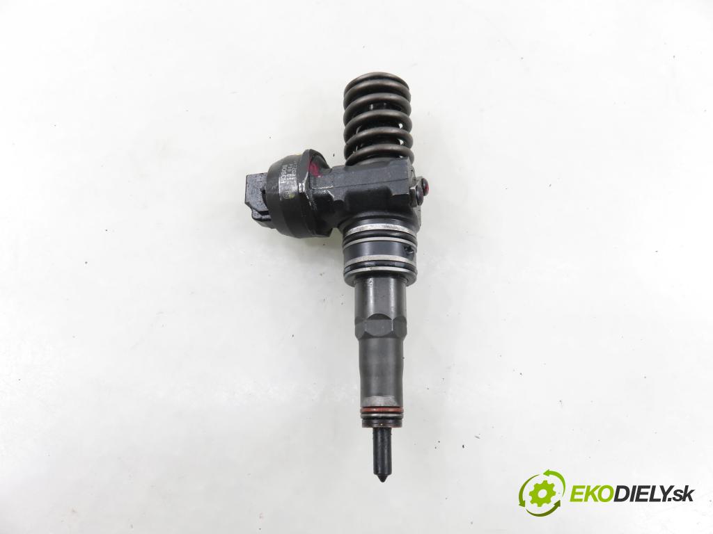 VW GOLF V (1K1) HB 2005 77,00 1.9 TDI PD 105 - BKC 1896,00 Vstrekovač 038130073AG ; 0414720215 (Vstrekovač paliva)