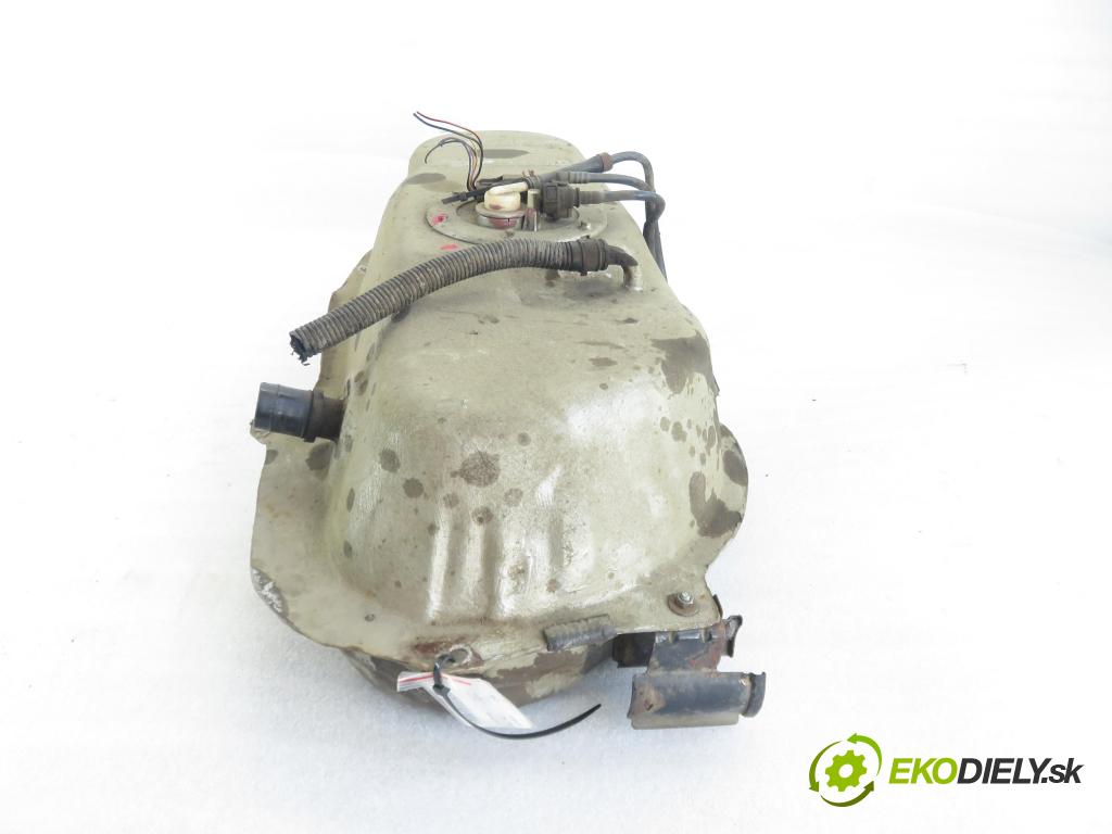 DAEWOO MATIZ (M100, M150) HB 2002 38,00 0.8 52 - F8CV 796,00 nádržka paliva benzín
