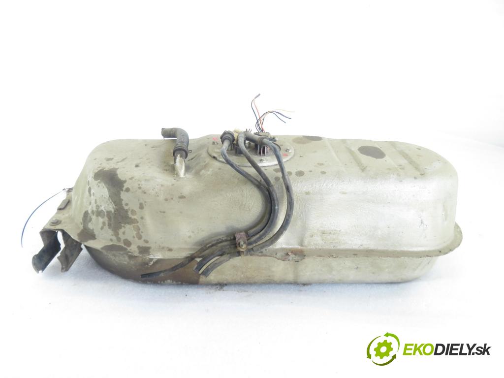 DAEWOO MATIZ (M100, M150) HB 2002 38,00 0.8 52 - F8CV 796,00 nádržka paliva benzín
