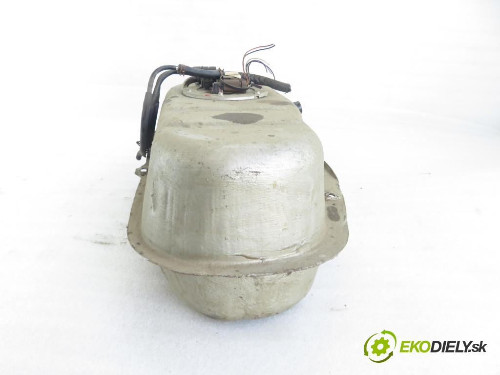 DAEWOO MATIZ (M100, M150) HB 2002 38,00 0.8 52 - F8CV 796,00 nádržka paliva benzín