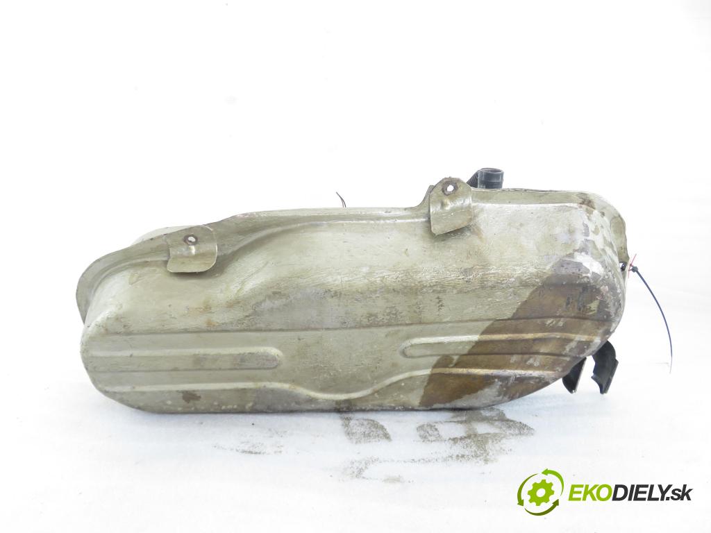 DAEWOO MATIZ (M100, M150) HB 2002 38,00 0.8 52 - F8CV 796,00 nádržka paliva benzín