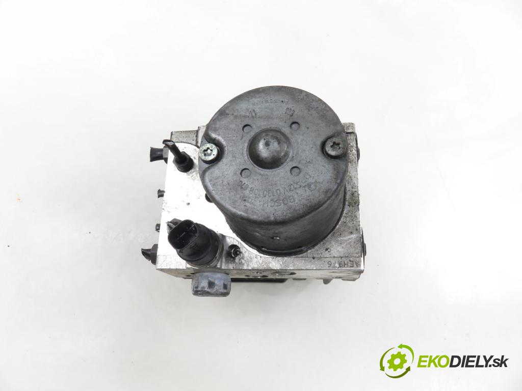 AUDI A4 (8E2, B6) SEDAN 2001 96,00 1.9 TDI PD 130 - AWX 1896,00 pumpa ABS 0265950011 ; 0265225048 (Pumpa ABS)