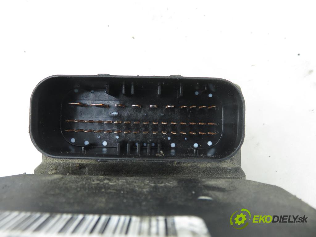 AUDI A4 (8E2, B6) SEDAN 2001 96,00 1.9 TDI PD 130 - AWX 1896,00 pumpa ABS 0265950011 ; 0265225048 (Pumpa ABS)