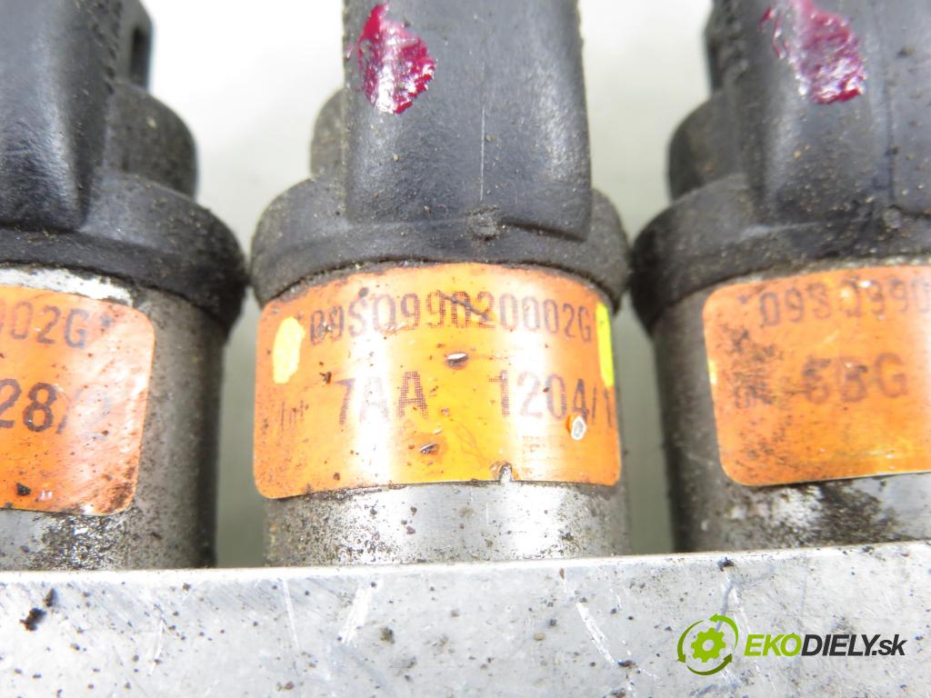 SEAT CORDOBA (6K2) SEDAN 2000 55,00 1.4 16V - AUA 1390,00 lišta vstřikovací LPG 09SQ99020002G ; 67R010185