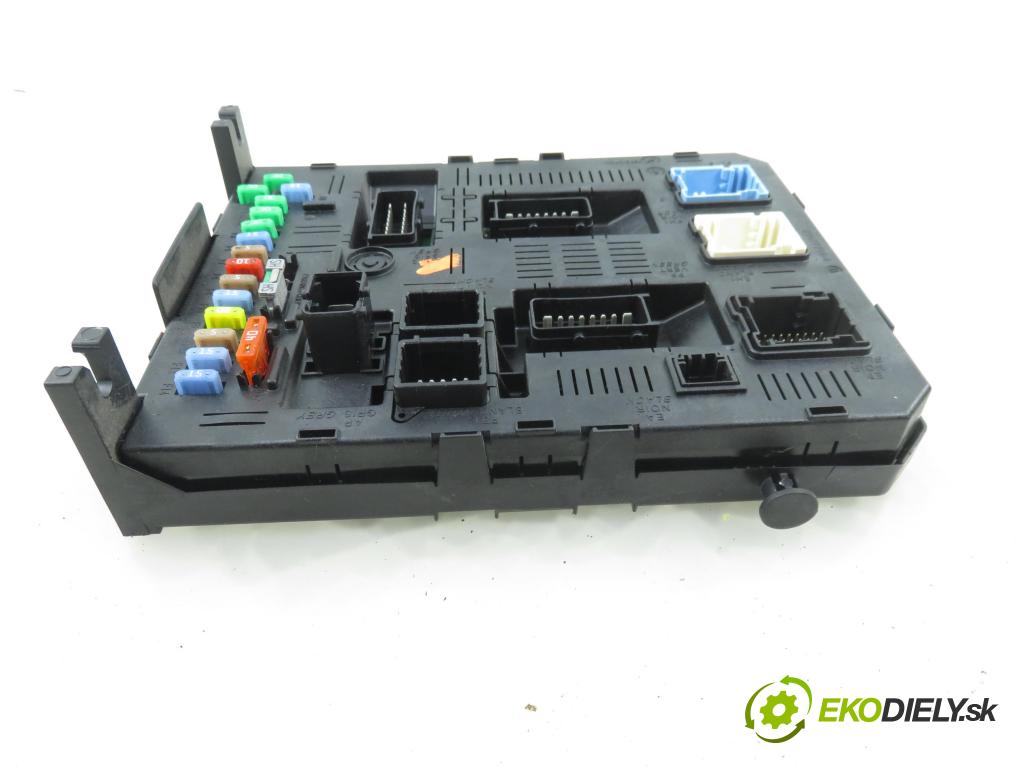 CITROEN C4 Picasso I (UD_) MINIVAN 2007 92,00 1.8 i 16V - 6FY (EW7A) 1749,00 MODUL BSI 9663510180