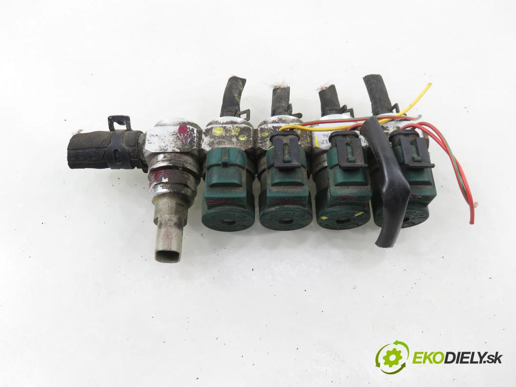 TOYOTA YARIS (_P1_) HB 2001 50,00 1.0 VVT- i 68 - 1SZ-FE 998,00 Lišta vstrekovacia LPG 67R010187 ; JETMV17