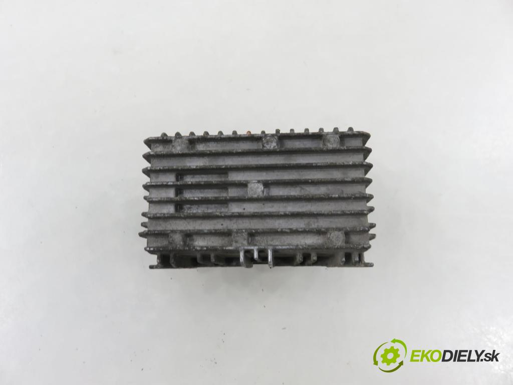 FORD TRANSIT Furgon (FA_ _) FURGON 2011 92,00 2.2 TDCi - CYFB 2198,00 RELÉ: 0522121101