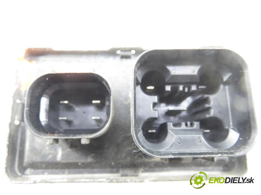 FORD TRANSIT Furgon (FA_ _) FURGON 2011 92,00 2.2 TDCi - CYFB 2198,00 RELÉ: 0522121101