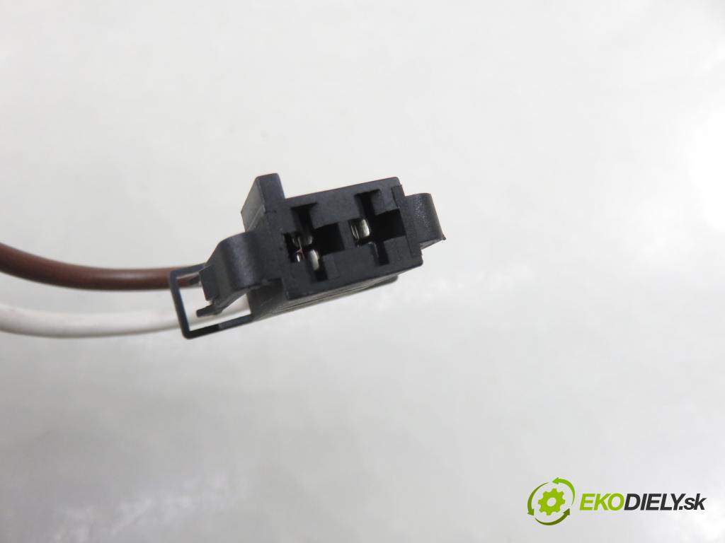 CITROEN C4 Picasso I (UD_) MINIVAN 2007 92,00 1.8 i 16V - 6FY (EW7A) 1749,00 rezistor / REOSTAT: topení 9654652480