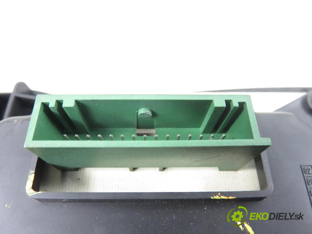 RENAULT MASTER II Skrzynia (FD) FURGON 2004 84,00 2.5 dCi 120 - G9U 724 2464,00 Prístrojovka elektrický P8200359416E