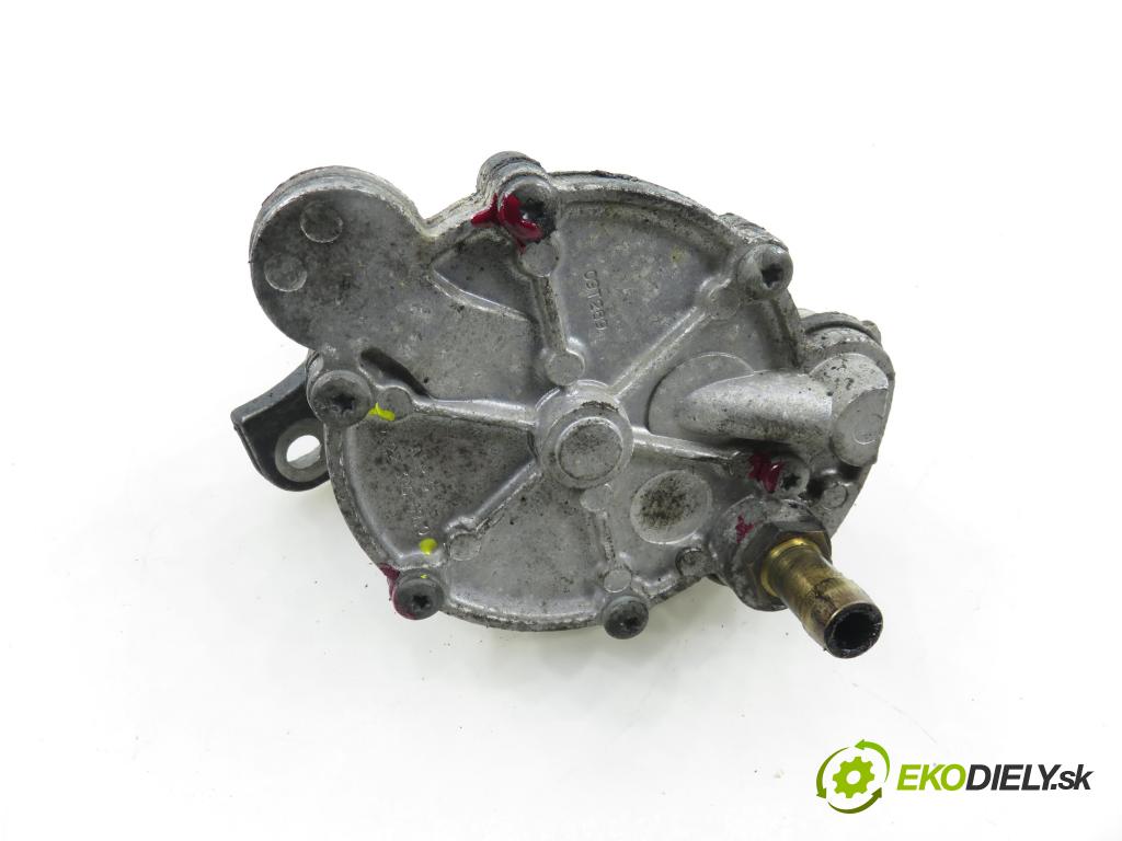 VW TRANSPORTER IV Skrzynia (70XA) FURGON 1997 55,00 2.4 D - AJA 2370,00 Pumpa vákuová 722300690