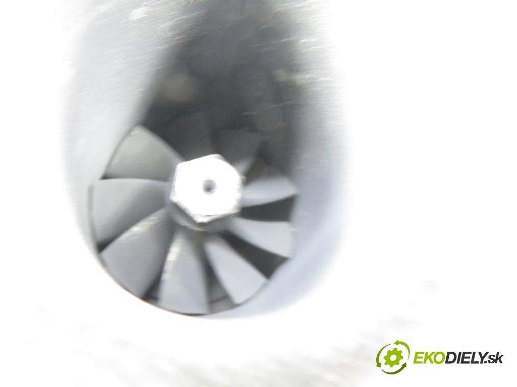 RENAULT ESPACE IV (JK0/1_) MINIVAN 2005 85,00 1.9 dCi 116 - F9Q 820 1870,00 RYCHLONABÍJEČKA: 8200369581 (Kompletní turbodmychadlo)