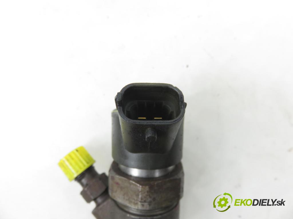 RENAULT ESPACE IV (JK0/1_) MINIVAN 2005 85,00 1.9 dCi 116 - F9Q 820 1870,00 vstrekovač 8200100272 ; 0445110110B (Vstrekovač paliva)