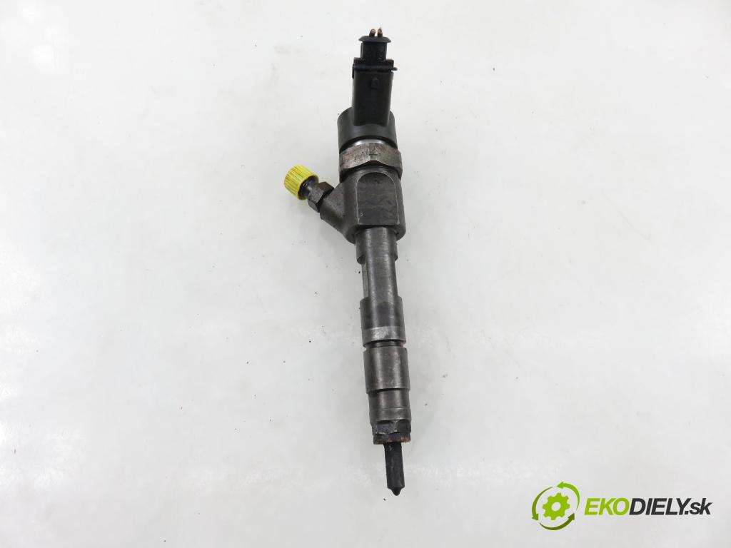 RENAULT ESPACE IV (JK0/1_) MINIVAN 2005 85,00 1.9 dCi 116 - F9Q 820 1870,00 vstrekovač 8200100272 ; 0445110110B (Vstrekovač paliva)