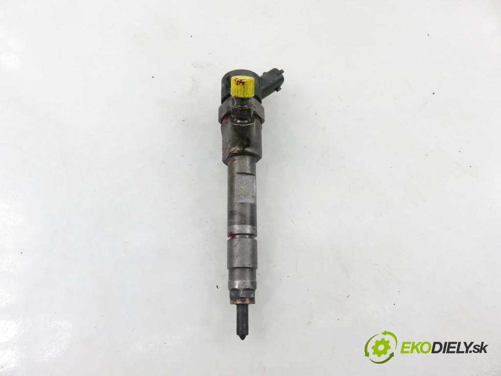 RENAULT ESPACE IV (JK0/1_) MINIVAN 2005 85,00 1.9 dCi 116 - F9Q 820 1870,00 vstrekovač 8200100272 ; 0445110110B (Vstrekovač paliva)