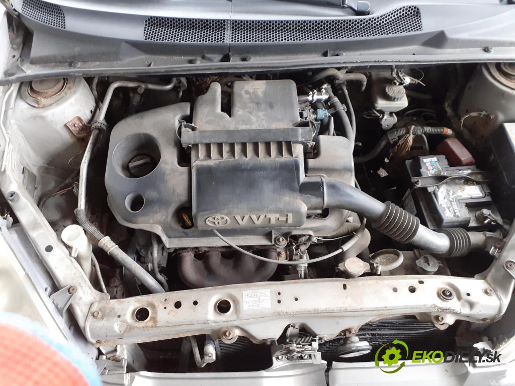 TOYOTA YARIS (_P1_) HB 2004 64,00 1.3 VVTi 87 - 2SZ-FE 1298,00 Motor benz. 2SZFE