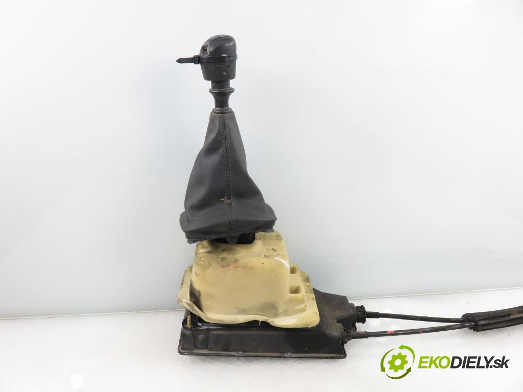 RENAULT ESPACE IV (JK0/1_) MINIVAN 2005 85,00 1.9 dCi 116 - F9Q 820 1870,00 ZVEDÁK: 8200201151