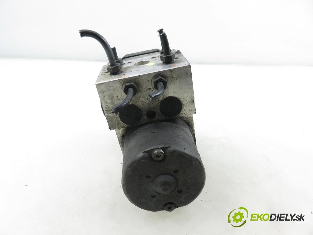 AUDI A4 (8D2, B5) SEDAN 2000 85,00 1.9 TDI - AJM 1896,00 Pumpa ABS 3B0614111 ; 0265220621 ; 0273004573 (Pumpa ABS)