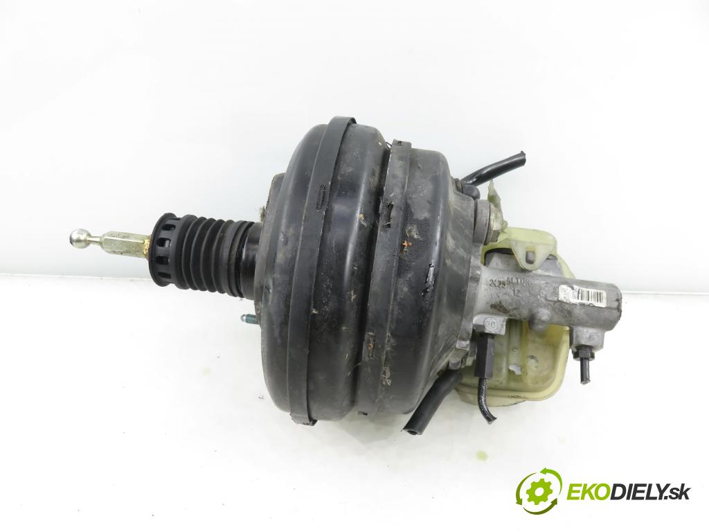 AUDI A4 (8D2, B5) SEDAN 2000 85,00 1.9 TDI - AJM 1896,00 Posilovač 4B3612105 (Servočerpadlo)