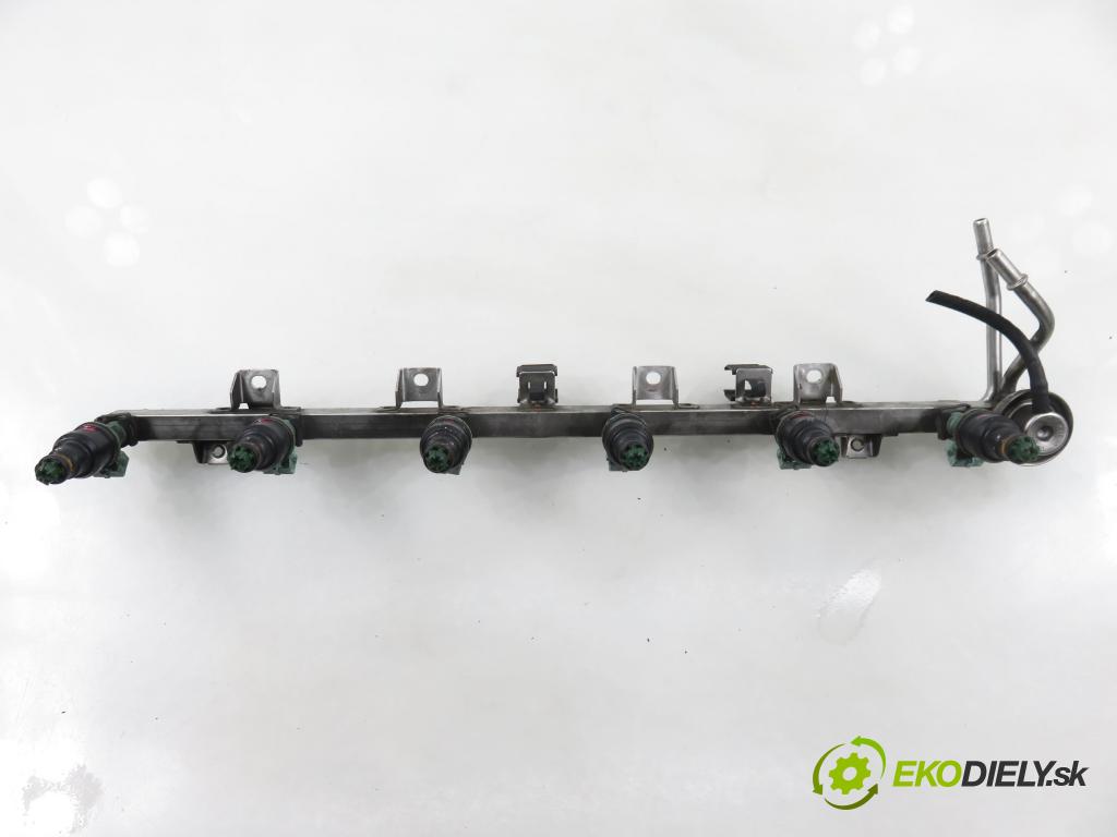 BMW 5 (E39) SEDAN 1997 110,00 520 i 150 - M52 B20 (206S3) 1991,00 lišta vstřikovací 0280150415 ; 0280160597 (Vstřikovací lišta)