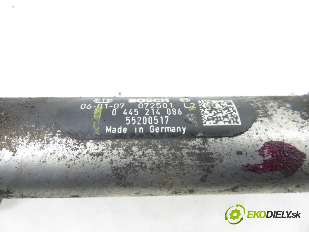 FIAT DOBLO nadwozie wielkoprzestrzenne (MPV) (119_, 223_) KOMBIVAN 2006 55,00 1.3 JTD - 199 A2.000 1248,00 lišta vstřikovací 55200517 ; 0281002507 ; 0445214086 (Vstřikovací lišta)