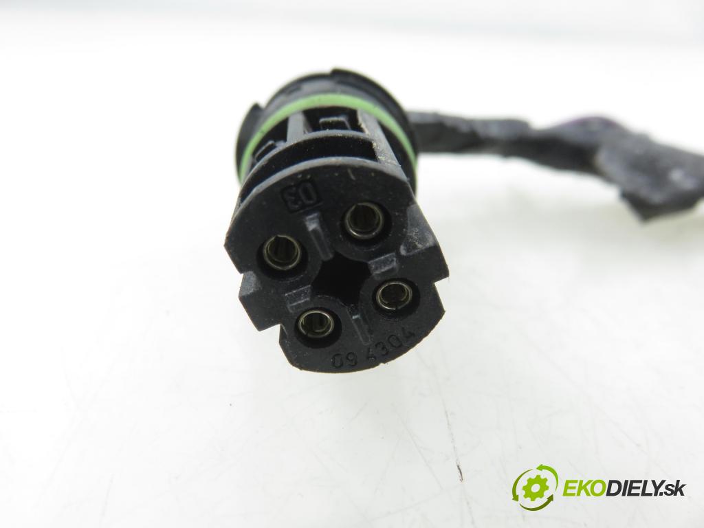 BMW 5 (E39) SEDAN 1997 110,00 520 i 150 - M52 B20 (206S3) 1991,00 potrubí VYČERPAT: 1740731 (Výfukové potrubí)