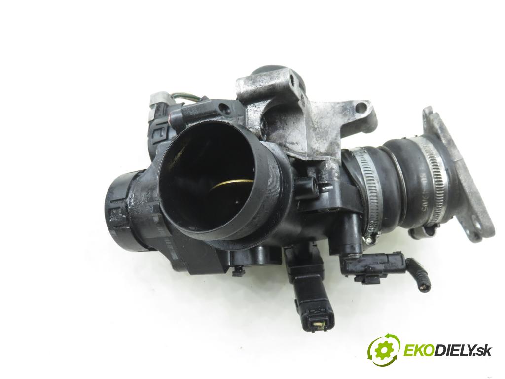 VOLVO V50 (MW) KOMBI 2006 80,00 1.6 D - 109  D 4164 T 1560,00 Škrtiaca klapka 9655971880 (Škrtiaca klapka)