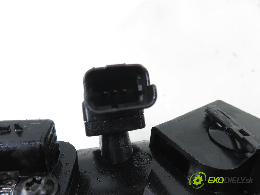 VOLVO V50 (MW) KOMBI 2006 80,00 1.6 D - 109  D 4164 T 1560,00 Škrtiaca klapka 9655971880 (Škrtiaca klapka)