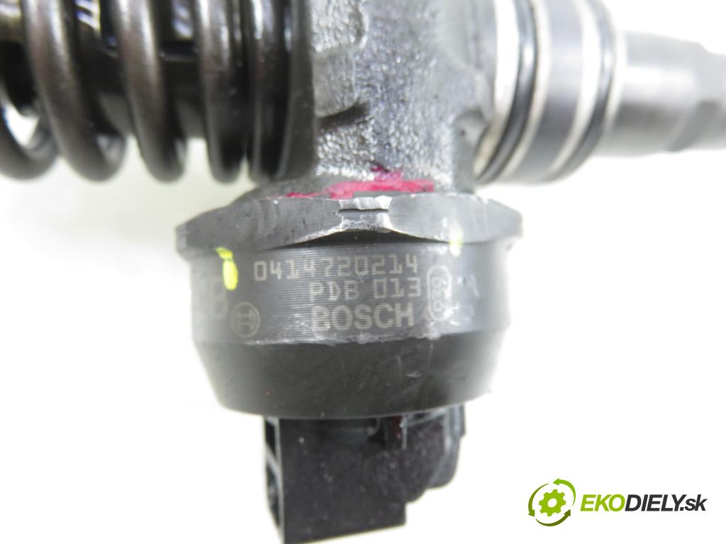 VW PASSAT B5.5 Variant (3B6) KOMBI 2002 96,00 1.9 TDI PD 130 - AVF 1896,00 Vstrekovač 038130073AR ; 0414720214 (Vstrekovač paliva)