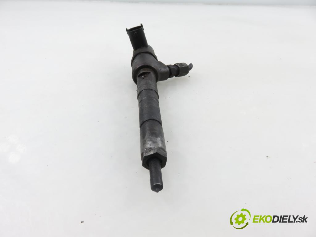 FIAT DOBLO nadwozie wielkoprzestrzenne (MPV) (119_, 223_) KOMBIVAN 2006 55,00 1.3 JTD - 199 A2.000 1248,00 vstrekovač 0445110183 (Vstrekovač paliva)