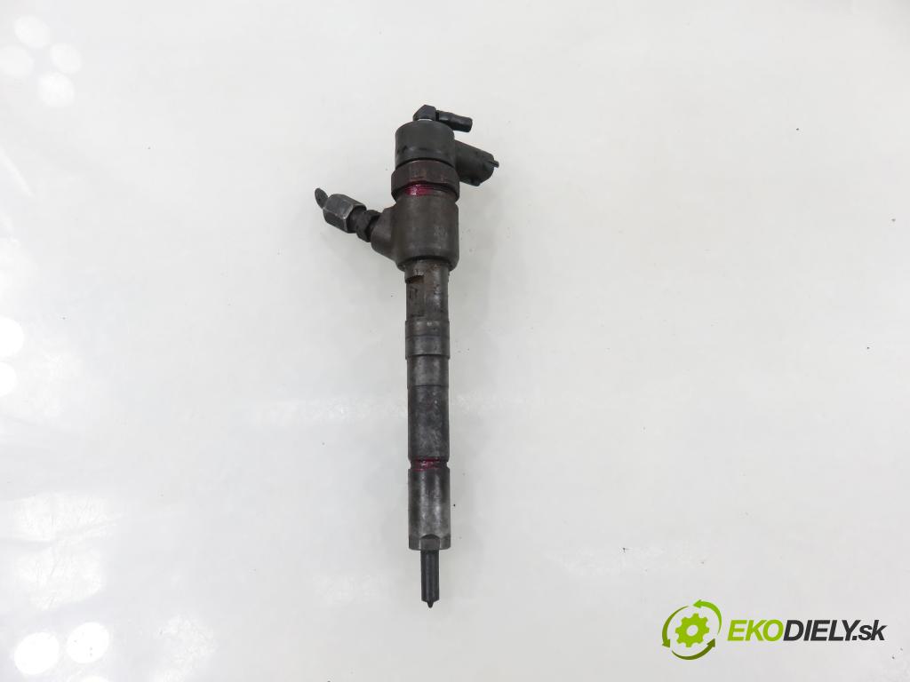 FIAT DOBLO nadwozie wielkoprzestrzenne (MPV) (119_, 223_) KOMBIVAN 2006 55,00 1.3 JTD - 199 A2.000 1248,00 vstrekovač 0445110183 (Vstrekovač paliva)