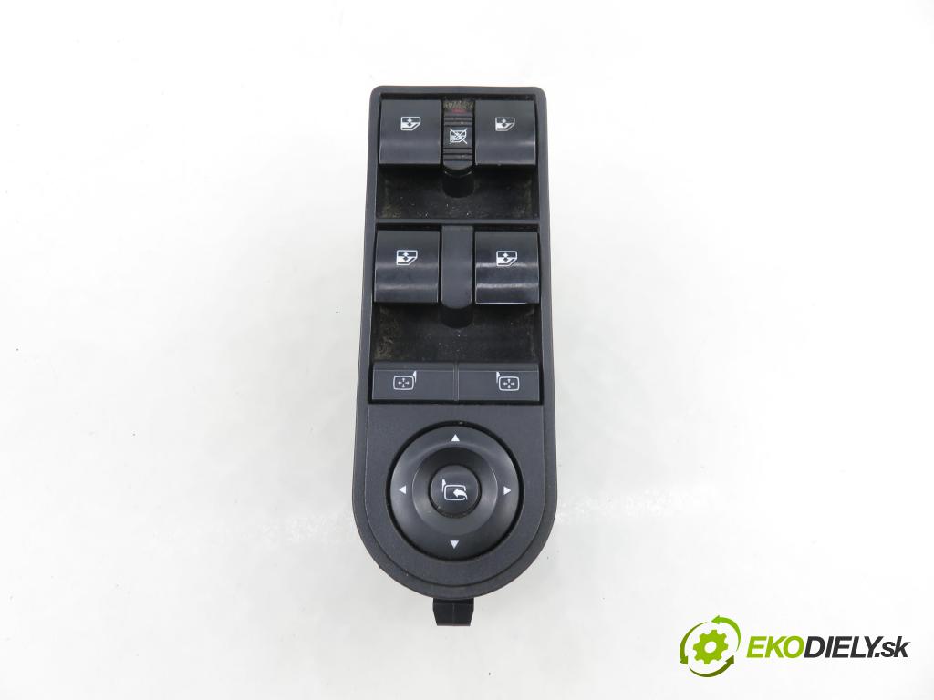 OPEL ZAFIRA B (A05) MINIVAN 2008 92,00 1.7 CDTI - A 17 DTR 1686,00 Panel ovládania okien 13228698