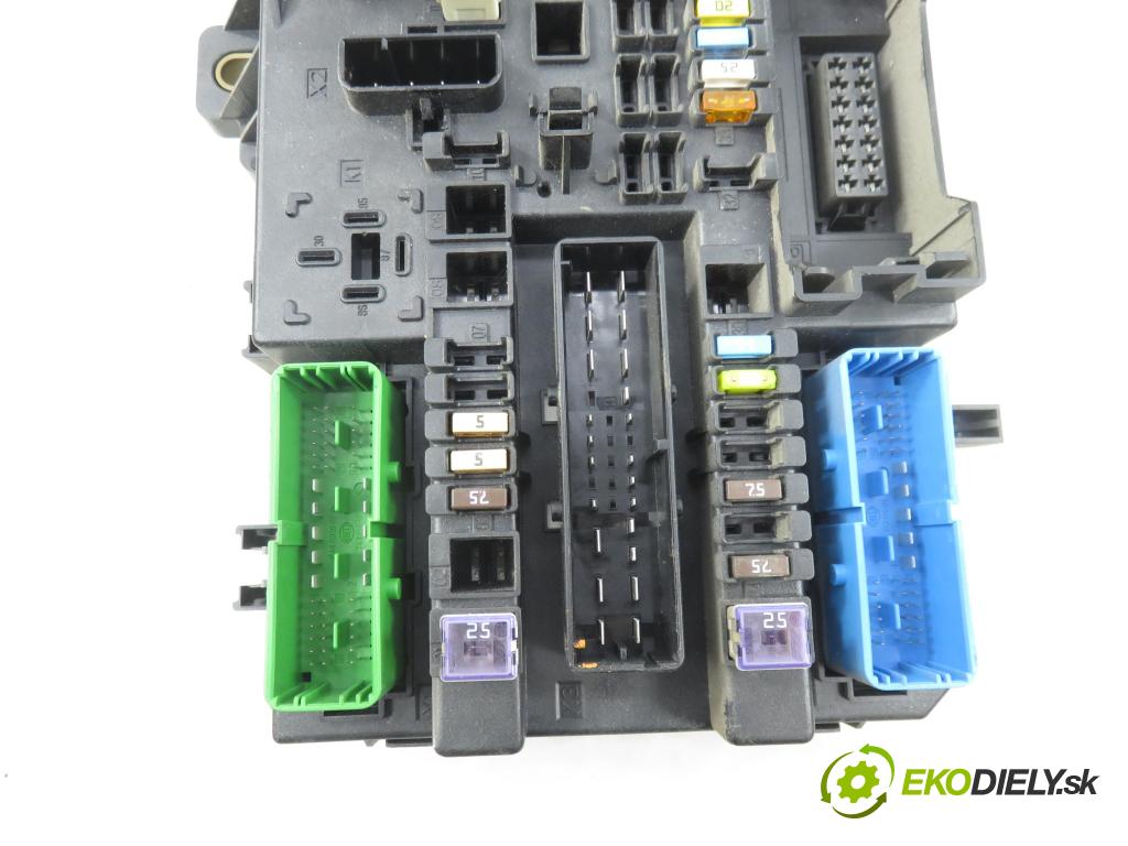 OPEL ZAFIRA B (A05) MINIVAN 2008 92,00 1.7 CDTI - A 17 DTR 1686,00 MODUL BSI 13220831HQ