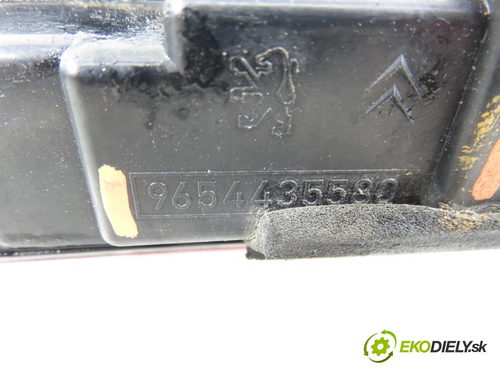 CITROEN C4 Picasso I (UD_) MINIVAN 2007 92,00 1.8 i 16V - 6FY (EW7A) 1749,00 svetlo bŕzd 9654435580