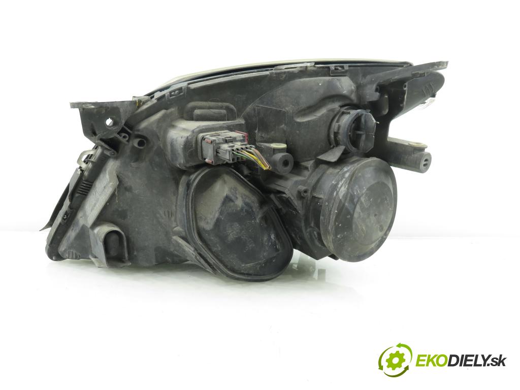 OPEL VECTRA C (Z02) SEDAN 2003 90,00 1.8 16V 122 - Z 18 XE 1796,00 Svetlo PP