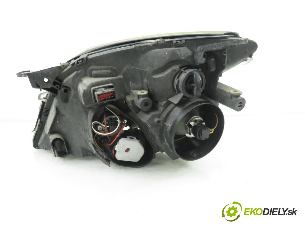 OPEL VECTRA C (Z02) SEDAN 2003 90,00 1.8 16V 122 - Z 18 XE 1796,00 Svetlo PP