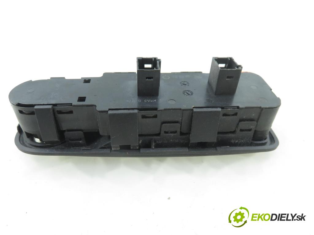 CITROEN C4 Picasso I (UD_) MINIVAN 2007 92,00 1.8 i 16V - 6FY (EW7A) 1749,00 Panel ovládania okien 96639383ZD