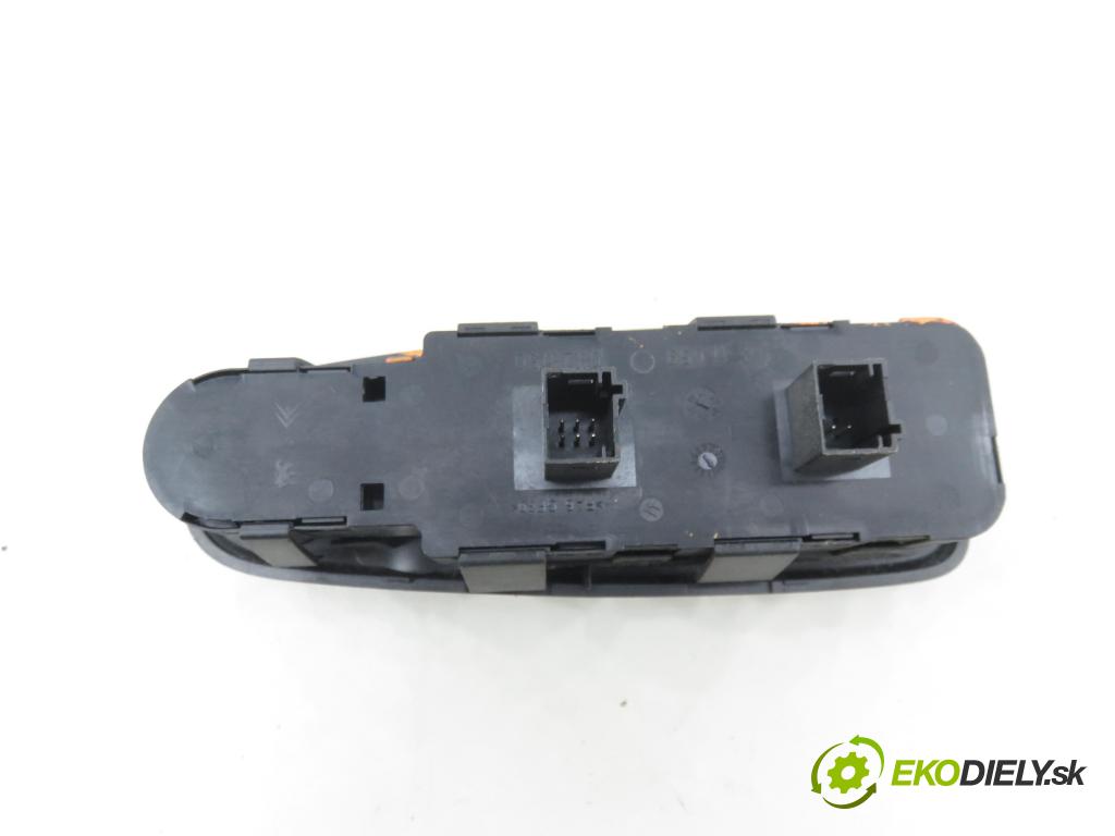 CITROEN C4 Picasso I (UD_) MINIVAN 2007 92,00 1.8 i 16V - 6FY (EW7A) 1749,00 Panel ovládania okien 96639383ZD