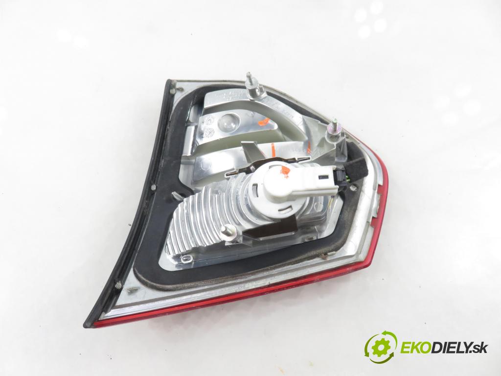 CITROEN C4 Picasso I (UD_) MINIVAN 2007 92,00 1.8 i 16V - 6FY (EW7A) 1749,00 Svetlo ľavé zadné kufor 9653547777