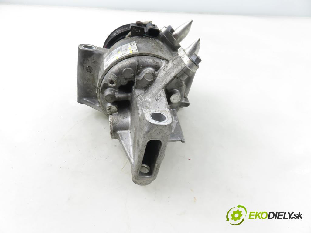 DACIA DUSTER (HM_) SUV 2021 74,00 1.0 TCe 100 (HMMT) 999,00 KOMPRESOR: klimatizácie T99133AA ; 926003541R (Kompresor klimatizácie)