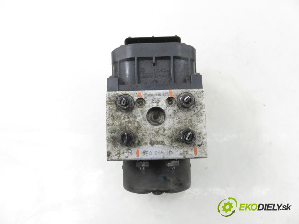 VW PASSAT B5 (3B2) SEDAN 1997 92,00 1.8 20V 125 - ADR 1781,00 Pumpa ABS 8E0614111HL ; 0265216411 ; 0273004132 (Pumpa ABS)