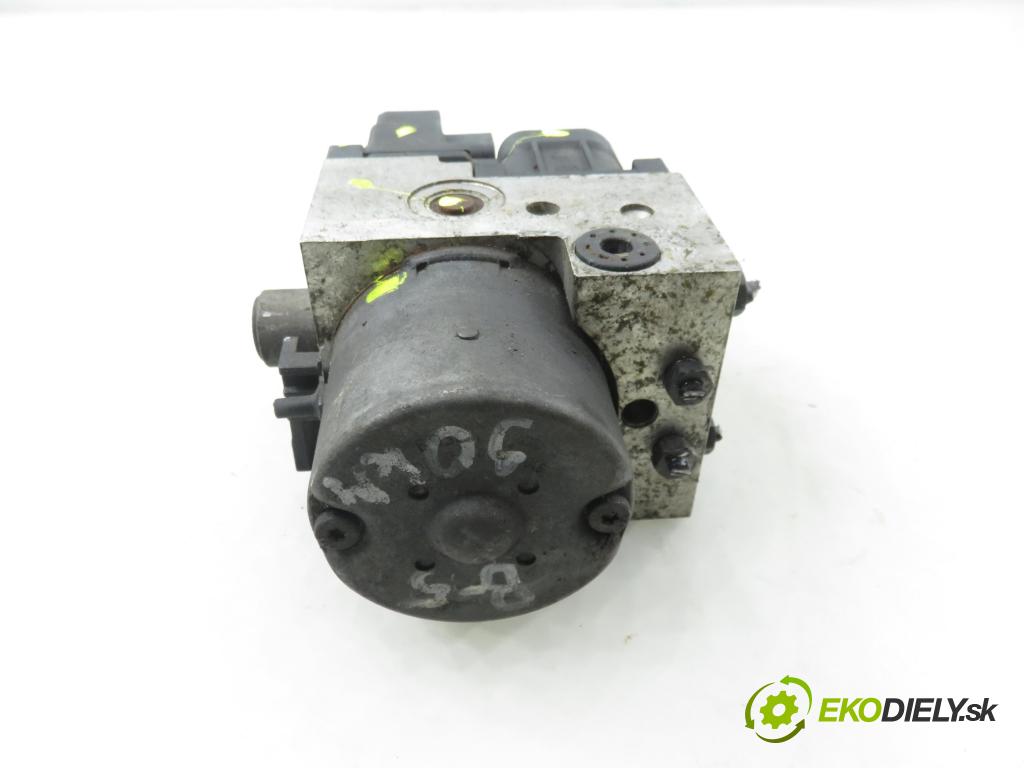 VW PASSAT B5 (3B2) SEDAN 1997 92,00 1.8 20V 125 - ADR 1781,00 Pumpa ABS 8E0614111HL ; 0265216411 ; 0273004132 (Pumpa ABS)