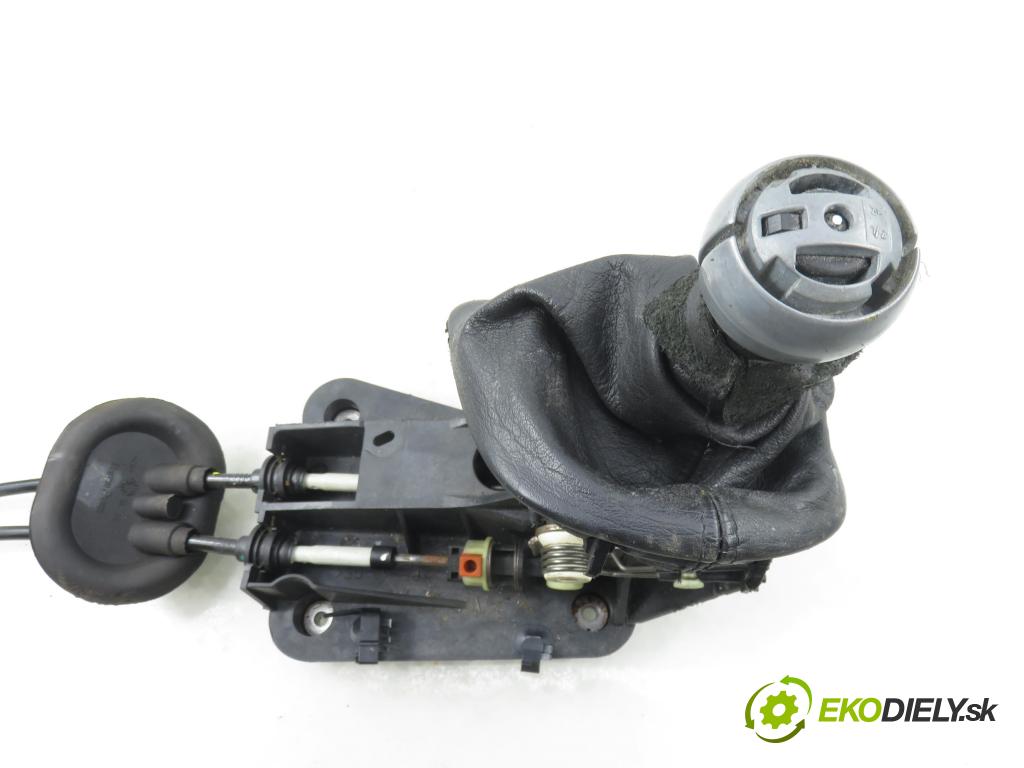 PEUGEOT 307 SW (3H) KOMBI 2007 103,00 2.0 16V - RFN (EW10J4) 1997,00 ZVEDÁK: